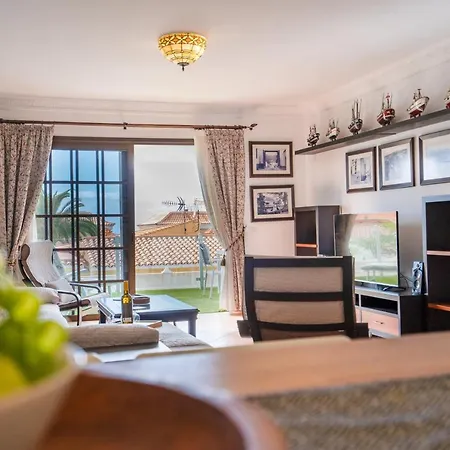 La Laja 5 Bedrooms, Rooftop Terrace Sea View