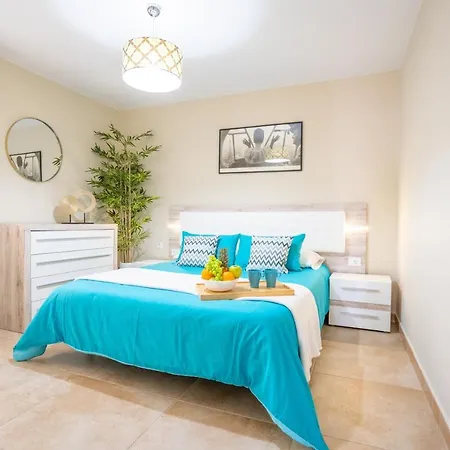La Laja 5 Bedrooms, Rooftop Terrace Sea View Villa *