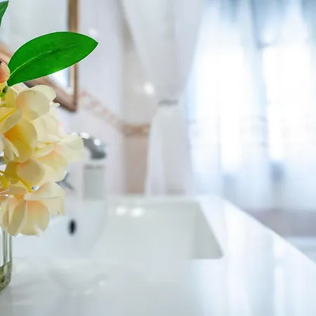 Villa La Laja With 5 Bedrooms And Sea View *