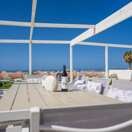 La Laja 5 Bedrooms, Rooftop Terrace Sea View Vila