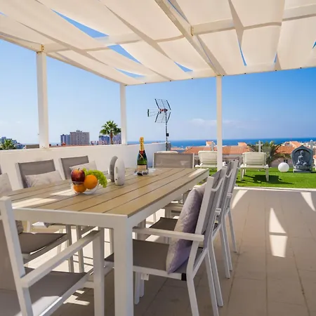 La Laja 5 Bedrooms, Rooftop Terrace Sea View Villa *