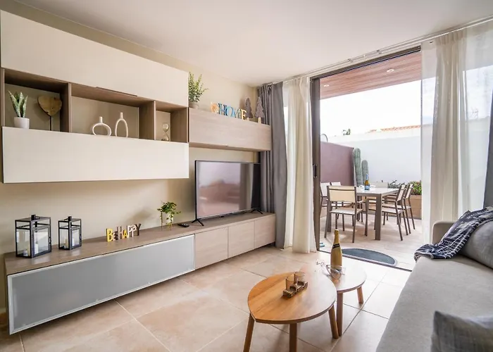 La Laja With 5 Bedrooms And Sea View