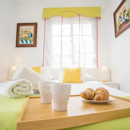 La Laja 5 Bedrooms, Rooftop Terrace Sea View