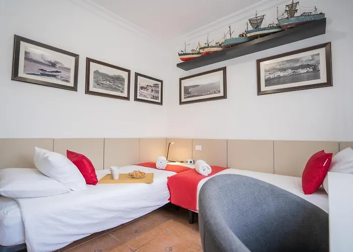 La Laja With 5 Bedrooms And Sea View Villa *