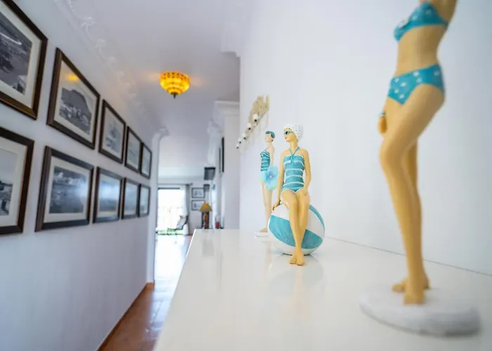 La Laja With 5 Bedrooms And Sea View